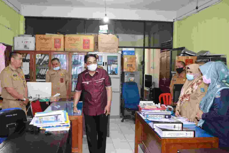 Foto : Bupati Saat Sidak 