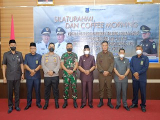 Foto : Bupati foto Bersama Forkompinda